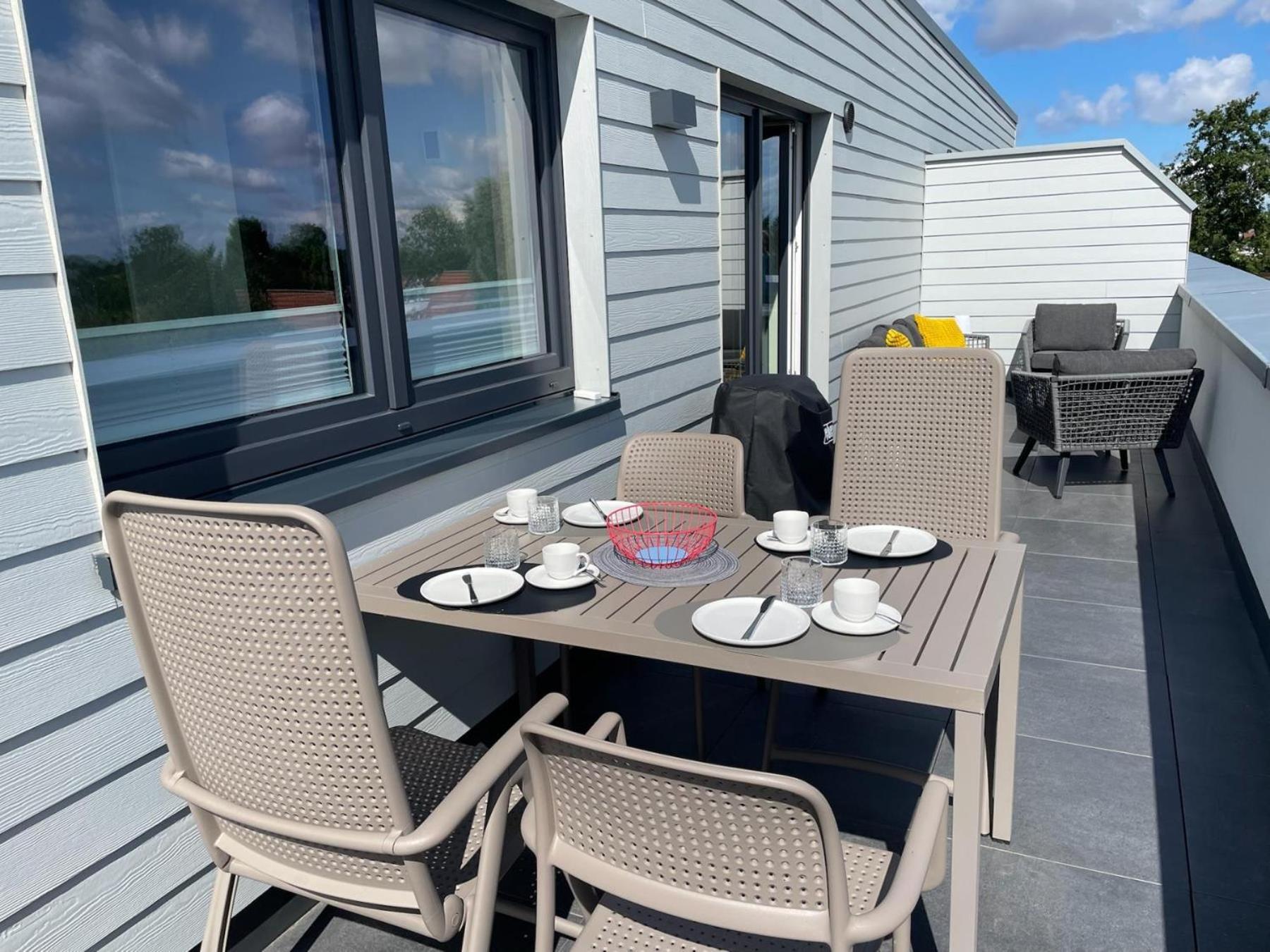 Dorumer Sielhuus 19 Mit Dachterrasse Und Sauna Сasa de vacaciones